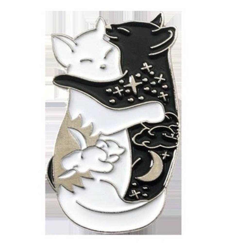 Unbranded Hugging Cats Enamel Pin‎ Unisex OS Black White New Celestial Yin Yang